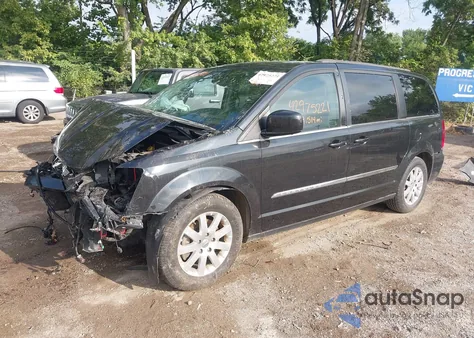 2014 Chrysler Town & Country Touring from USA, damaged, VIN 2C4RC1BG2ER440300